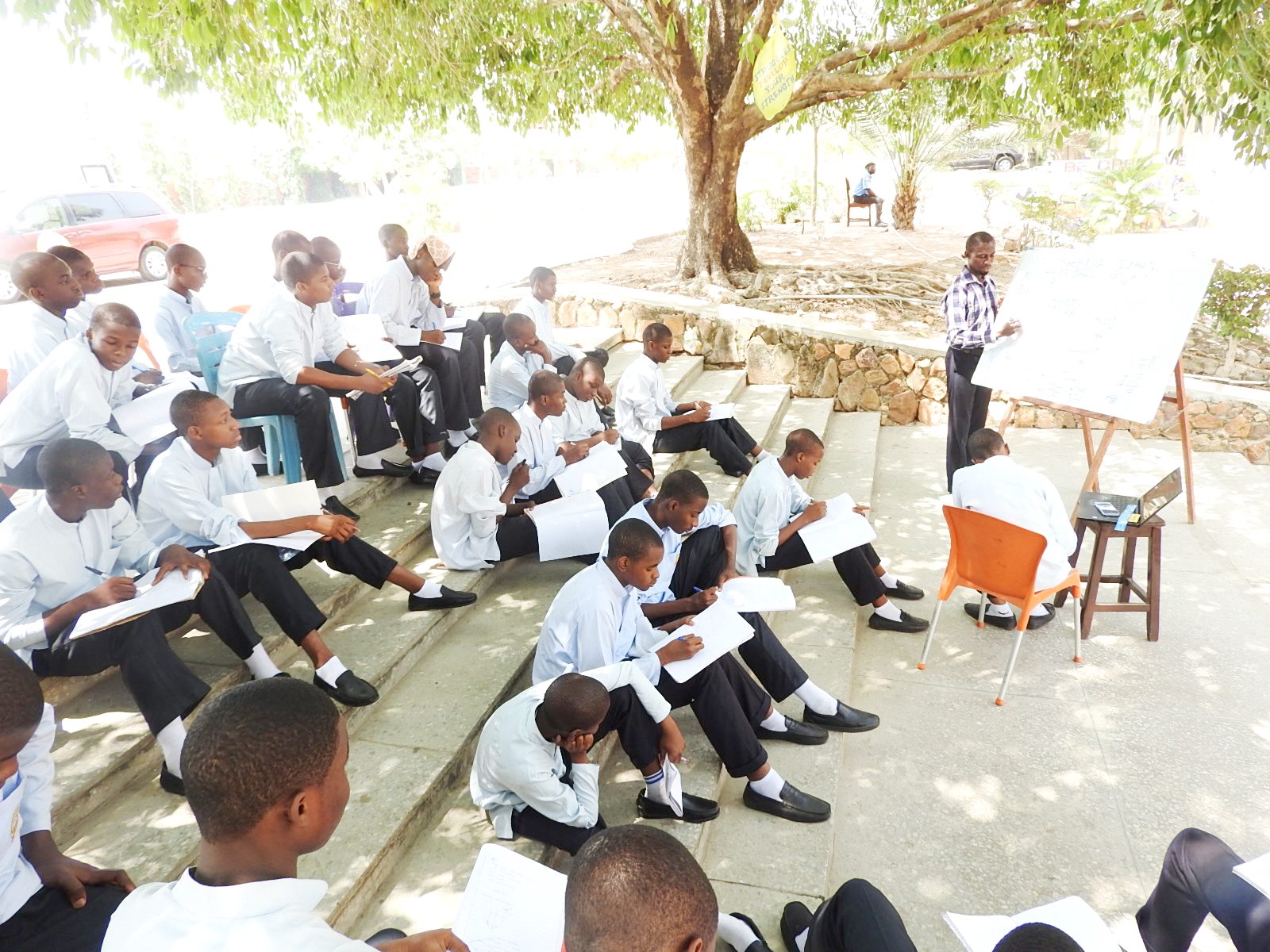 Interactive Outdoor Seminar Class